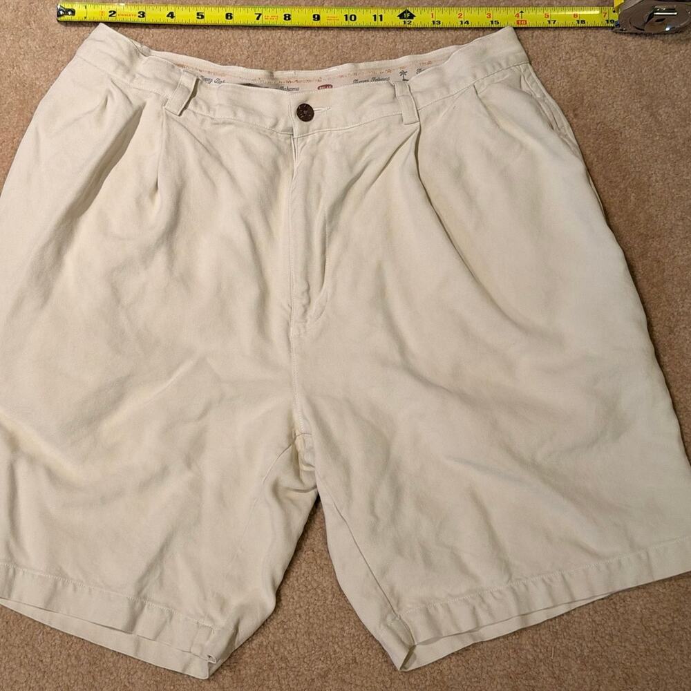 Tommy Bahama Men's 100% Silk Pleated Shorts Size 34 Ivory Cream Luxury Resort